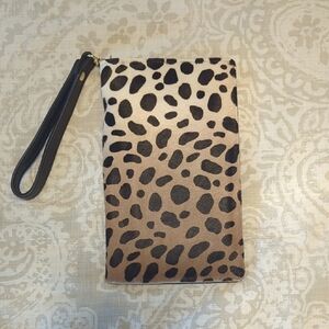 Satchel Savannah Sherry Wristlet